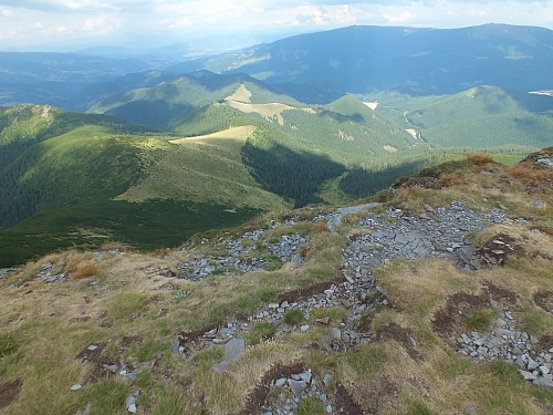 &copy; <a href='http://rtol.de' title='Dynamische Webseiten mit (X)HTML, PHP, MySQL und CSS für Ihren Internet-Auftritt' target='_blank'>Thiel-IT</a>
11.08.2012 16:20:36
Munții Călimani
Rumänien 2012
Rumänien-Fotos